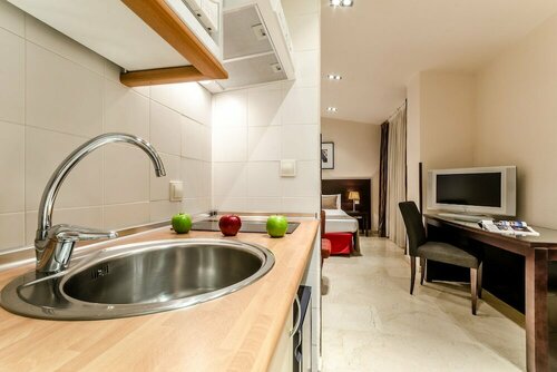 Exe Suites 33, Забронировать Отель Отели Мадрида с завтраком, рядом с Опера, Завтраки