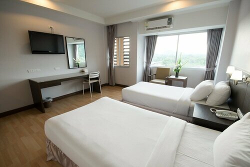 SinKiat Buri Hotel, Забронировать Отель Сатун Сатун