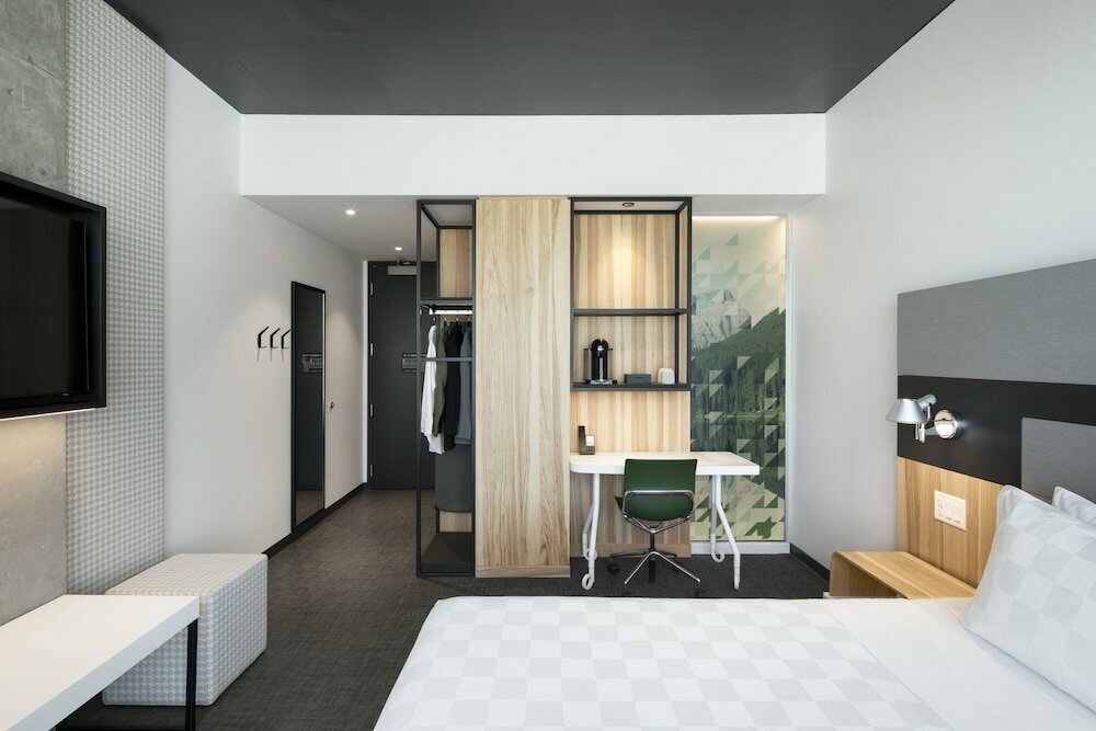 Alt Hotel