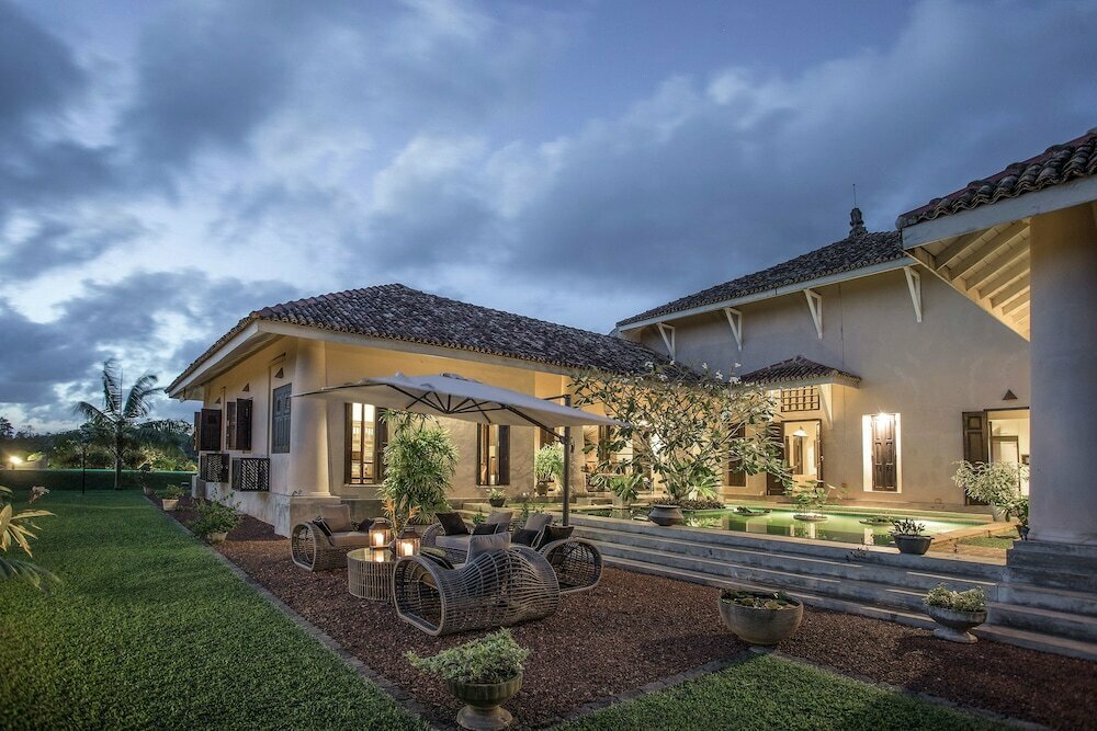 Villa Mayurana by Edwards Collection