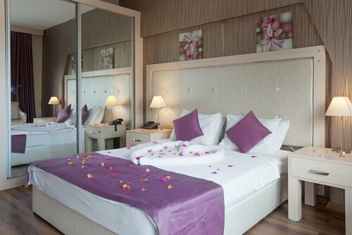 Manolya Hotel, Rezervovat Hotel Kyrenia Northern Cyprus