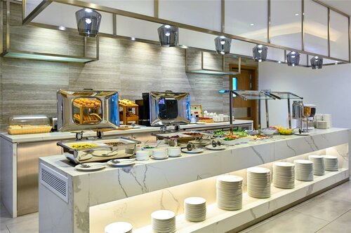 Comfort Hotel Jeddah King Road, Забронировать Отель Отели Джидды с завтраком, Завтраки
