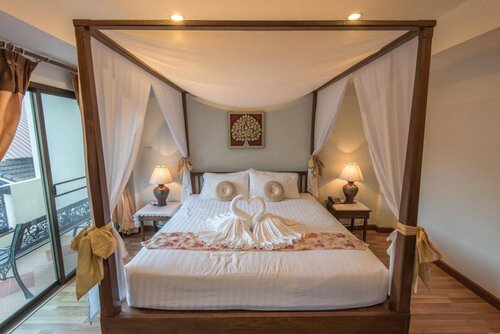 Luckswan Resort Chiang Rai - SHA Extra Plus, Забронировать Курортный отель Отели Чианграй с бассейном, рядом с Statue of King Mengrai, Бассейн