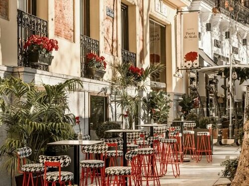 Hospes Puerta de Alcalá, a Member of Design Hotels, Забронировать Бутик-отель Отели Мадрида с бассейном, рядом с Кайша Форум, Бассейн