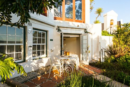 The Farmhouse Hotel, 예약 호텔 Langebaan Western Cape