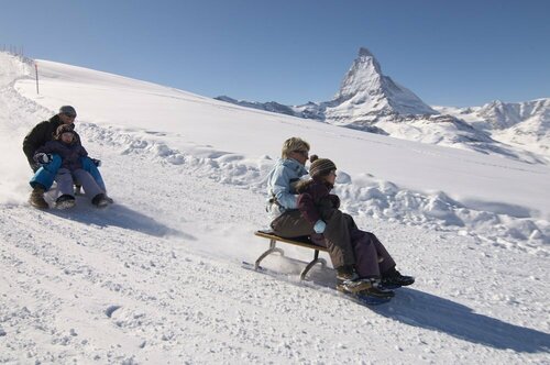 Grand Hotel Zermatterhof, Varaa Hotelli Zermatt 