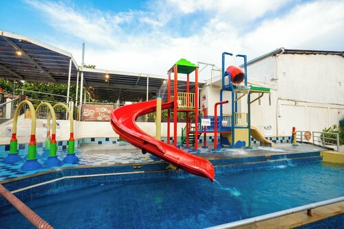 FuramaXclusive Ocean Beach, Забронировать Отель Отели провинции Бали 4 звезды, 4*