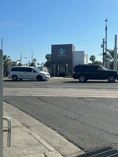 Super 8 by Wyndham Oceanside Downtown, Забронировать Мини-отель Оушенсайд San Diego County