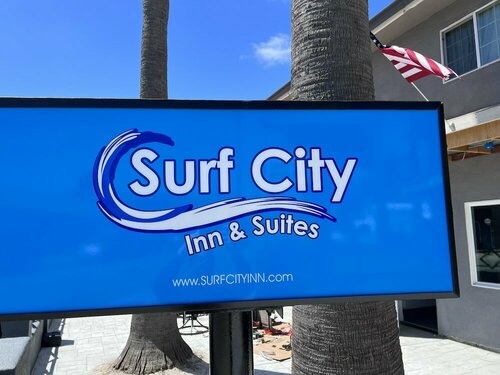 Surf City Inn & Suites