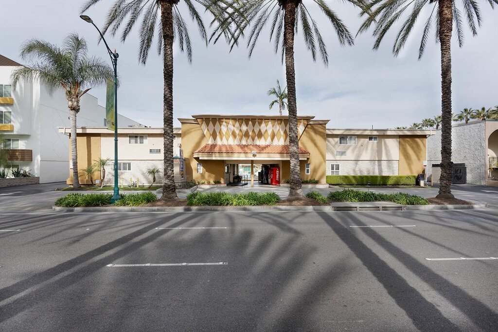 Americas Best Value Inn & Suites Anaheim Convention Center