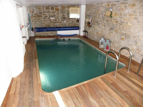 Casa Churchill, Rezervați Casă de vacanță Hoteluri în Lleida cu piscină, Piscină