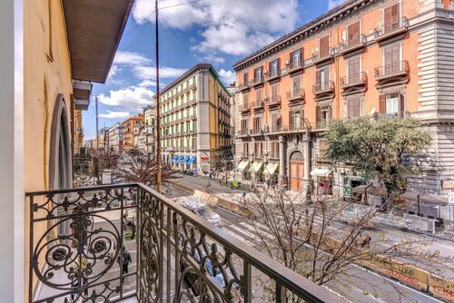 Gallery Suite Naples, Забронировать Гостевой дом Гостевые дома Неаполя, рядом с Капелла Св. Северо, Гостевой дом