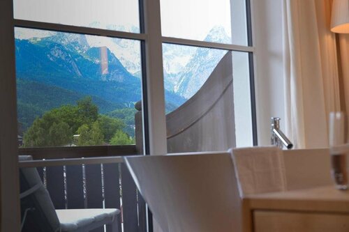 Biohotel Garmischer Hof, Забронировать Отель Гармиш-Партенкирхен Бавария