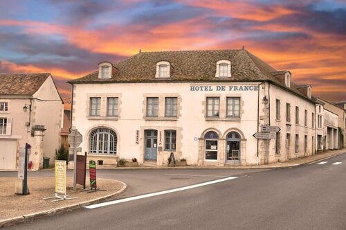 Hôtel de France, Забронировать Отель Сен-Савен Вьен