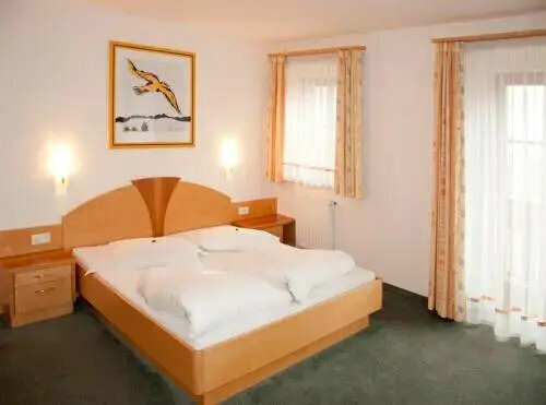 Residence Kronenwirt, Забронировать Отель Парчинес Texel Group National Park