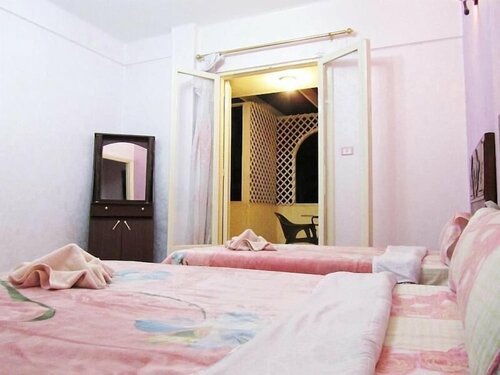 Cairo Moon View Hotel, Забронировать Хостел Каир Аль Каира, рядом с Египетский музей