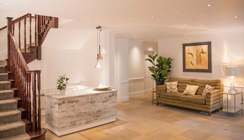 Chewton Glen Hotel, Rezervați Stațiune Hoteluri de afaceri în Merseyside, 4* 5*