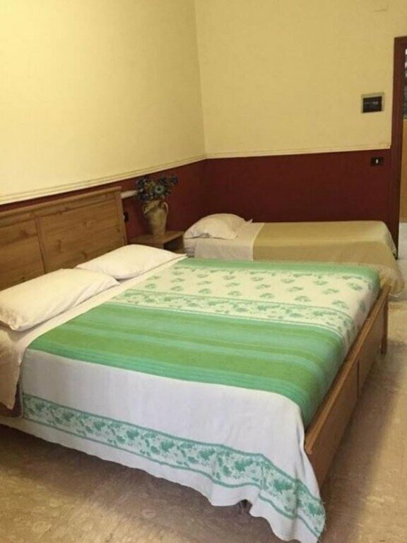 Hotel Apollo