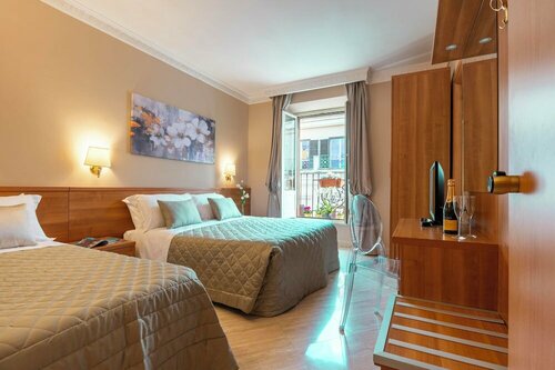 Hotel Magic, Забронировать Отель Рим Лацио, рядом с Репубблика — Театро-делль-Опера