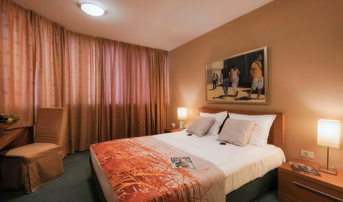 Hotel Arka, Book Hotel Hoteller i Skopje med pool, Swimmingpool
