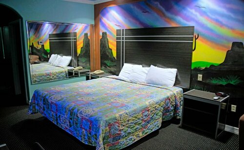 Scottish Inn & Suites, Buchen Sie Hotel Harris 