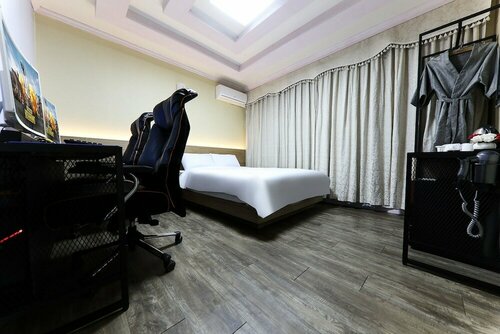 Raemian, Book Hotel Chungju Chungcheongbuk-Do