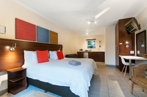 Africa Beach B&B, Забронировать Отель «постель и завтрак» Саммерстранд 