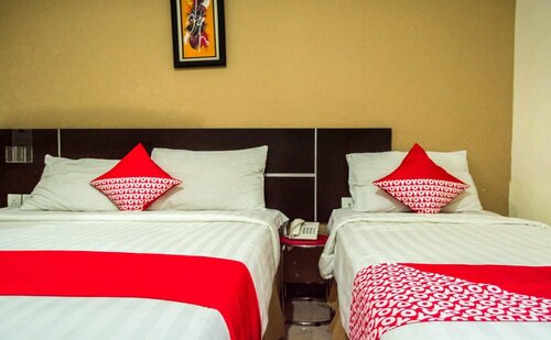 Hotel Golden Gate, Boek Hotel Nagoya Batam