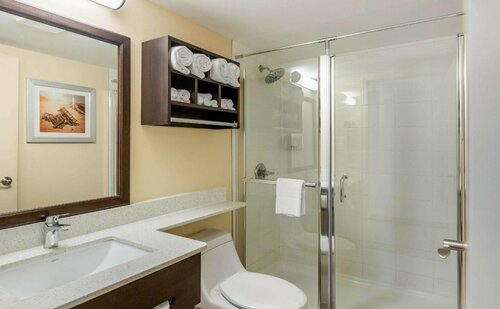 Quality Inn & Suites, Reserva ahora Hotel  