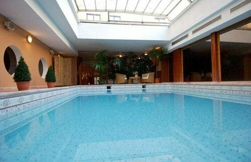 Hotel Nice Riviera, Забронировать Отель Ницца Приморские Альпы, рядом с Касл-Хилл