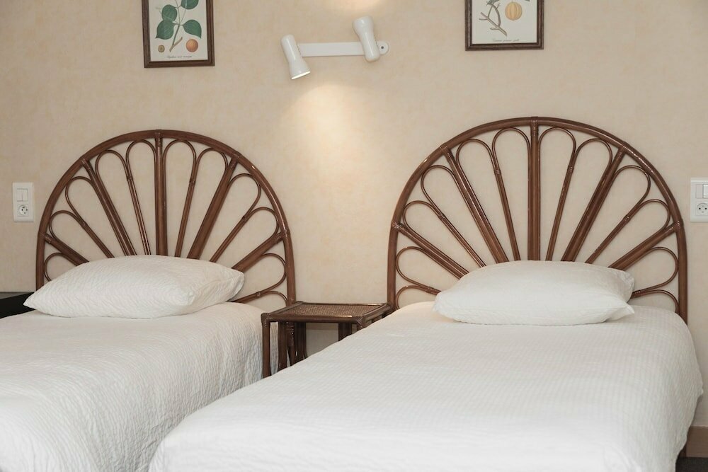Aero Hotel