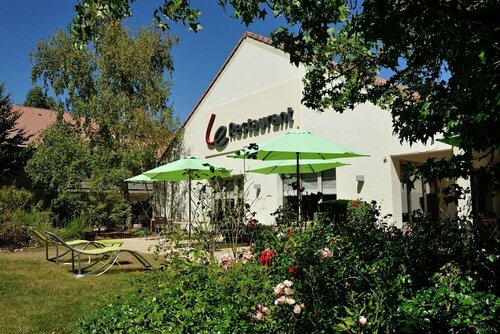 Campanile Bourg-En-Bresse ~ Viriat, Забронировать Отель Бурк-ан-Бресс Ain