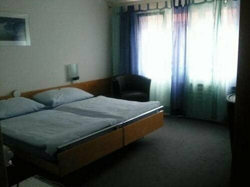 Hotel White Horse, Забронировать Отель Old Town Kleinbasel Базель, рядом с Музей Антиквариата и коллекция Людвига