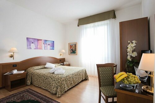 Hotel Angiolino, Забронировать Отель Кьянчано-Терме Val di Chiana
