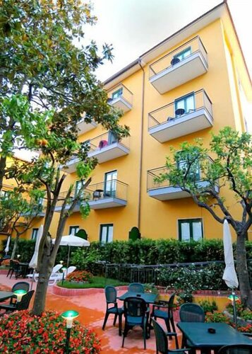 Hotel Astoria Sorrento, Забронировать Отель Отели Побережья Сорренто 4 звезды, 4*