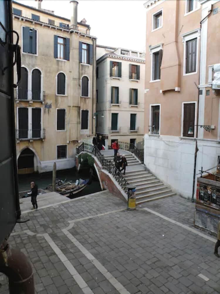 Hotel Alla Fava
