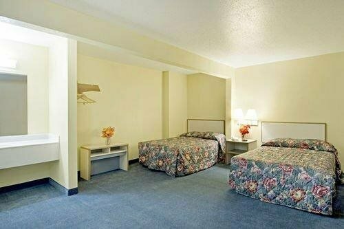 Travel Inn Motel, Забронировать Мотель Хартфорд 