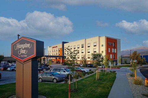 Hampton Inn Colorado Springs I-25 Central, Забронировать Отель Колорадо-Спрингс Колорадо