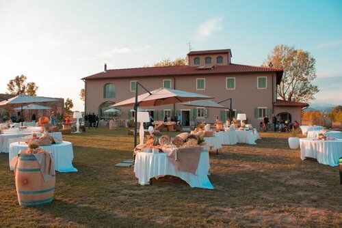 Fattoria Lolmetto, Book Hotel Hoteller i Pisa med parkering, Parkering