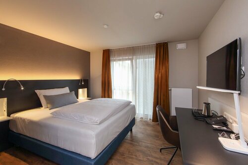 Design & Lifestyle Hotel Estilo, Забронировать Бутик-отель Бизнес-отели Swabian Alps, 4* 5*
