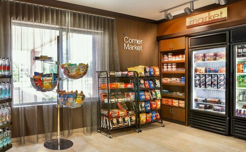 Fairfield Inn & Suites by Marriott Weirton, Брондау Қонақ үй Уиртон 
