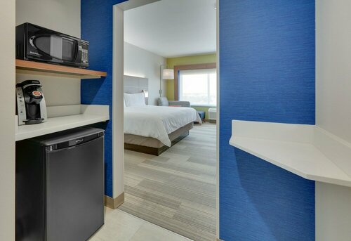 Holiday Inn Express & Suites Dallas Nw Hwy - Love Field by Ihg