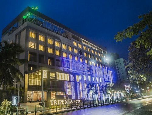 Kpm Tripenta Hotel, Забронировать Отель Отели штата Кералы 5 звезд, 5*
