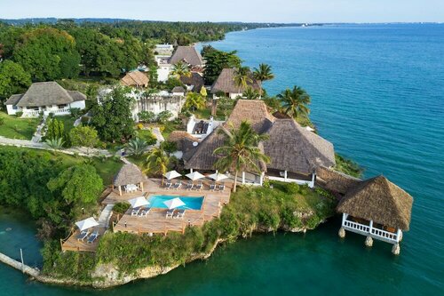 Hakuna Matata Beach Lodge & Spa, Book Feriehus Bububu 