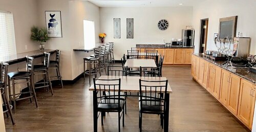 Fairbridge Inn & Suites Williston Near Airport, Забронировать Отель Отели Уиллистон с бассейном, Бассейн
