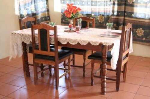 Kwesu Guest House, Prenota Affittacamere Hotel a Livingstone con parcheggio, Parcheggio