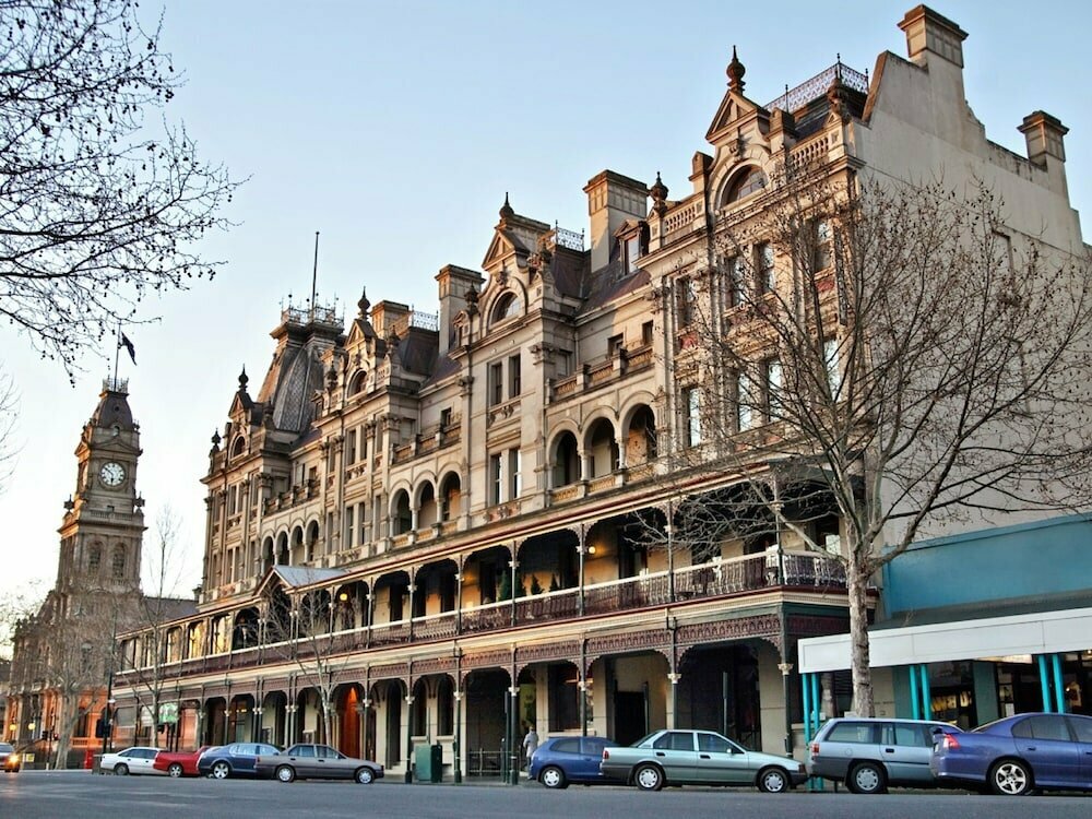 The Hotel Shamrock
