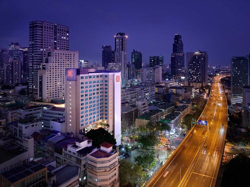 Hilton Garden Inn Bangkok Silom, Забронировать Отель Отели Бангкока с завтраком, рядом с Станция наземного метро Chong Nonsi, Завтраки