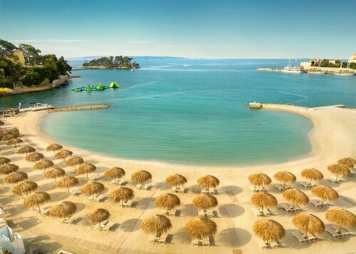 Valamar Padova Hotel, Забронировать Отель Отели Andrews с бассейном, Бассейн