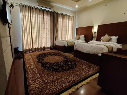 Shelton Rezidor Lahore, Rezervovat Hotel Gulberg Láhaur
